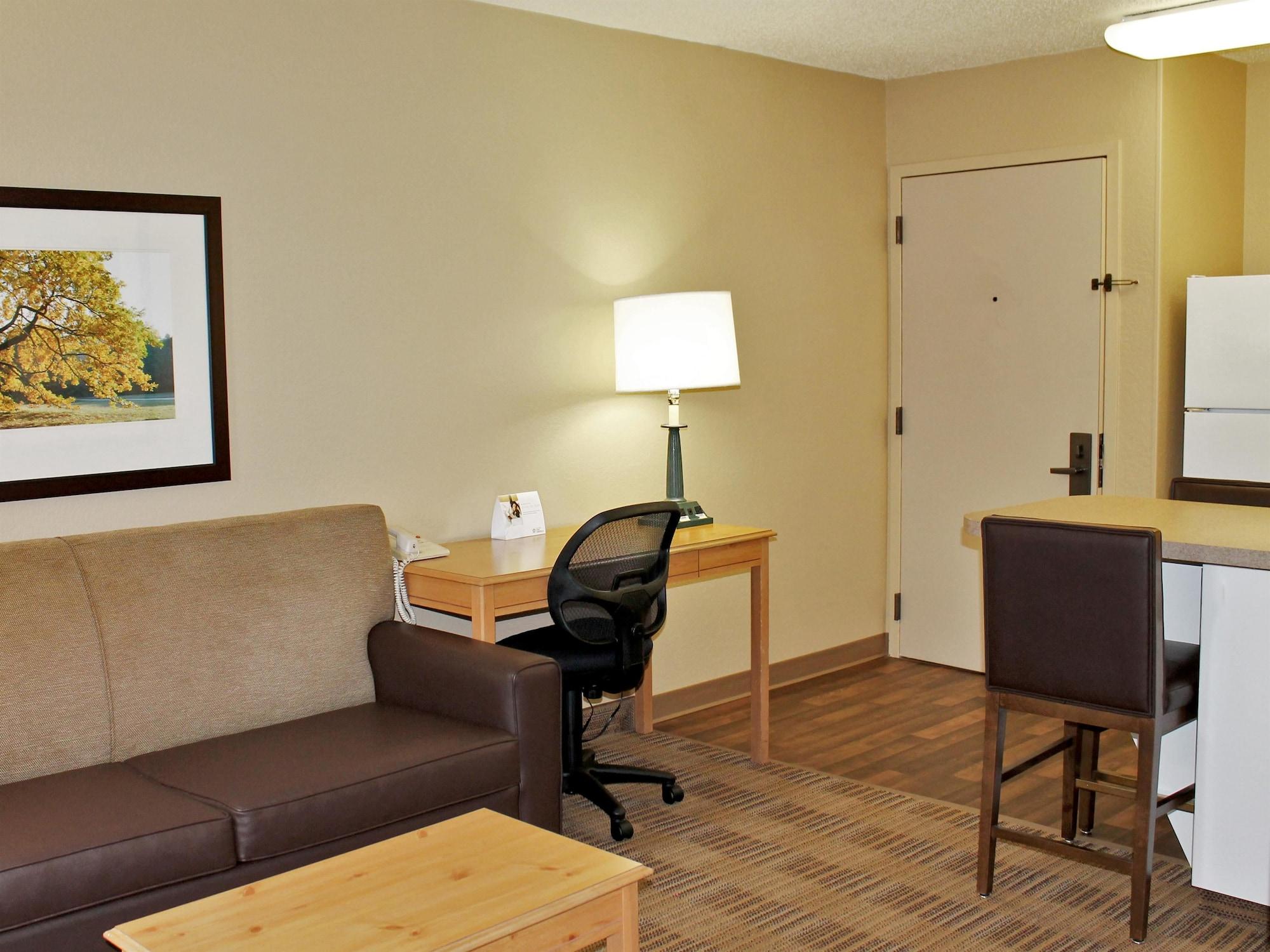 Extended Stay America Suites - Los Angeles - Torrance - Del Amo Circle Exteriör bild