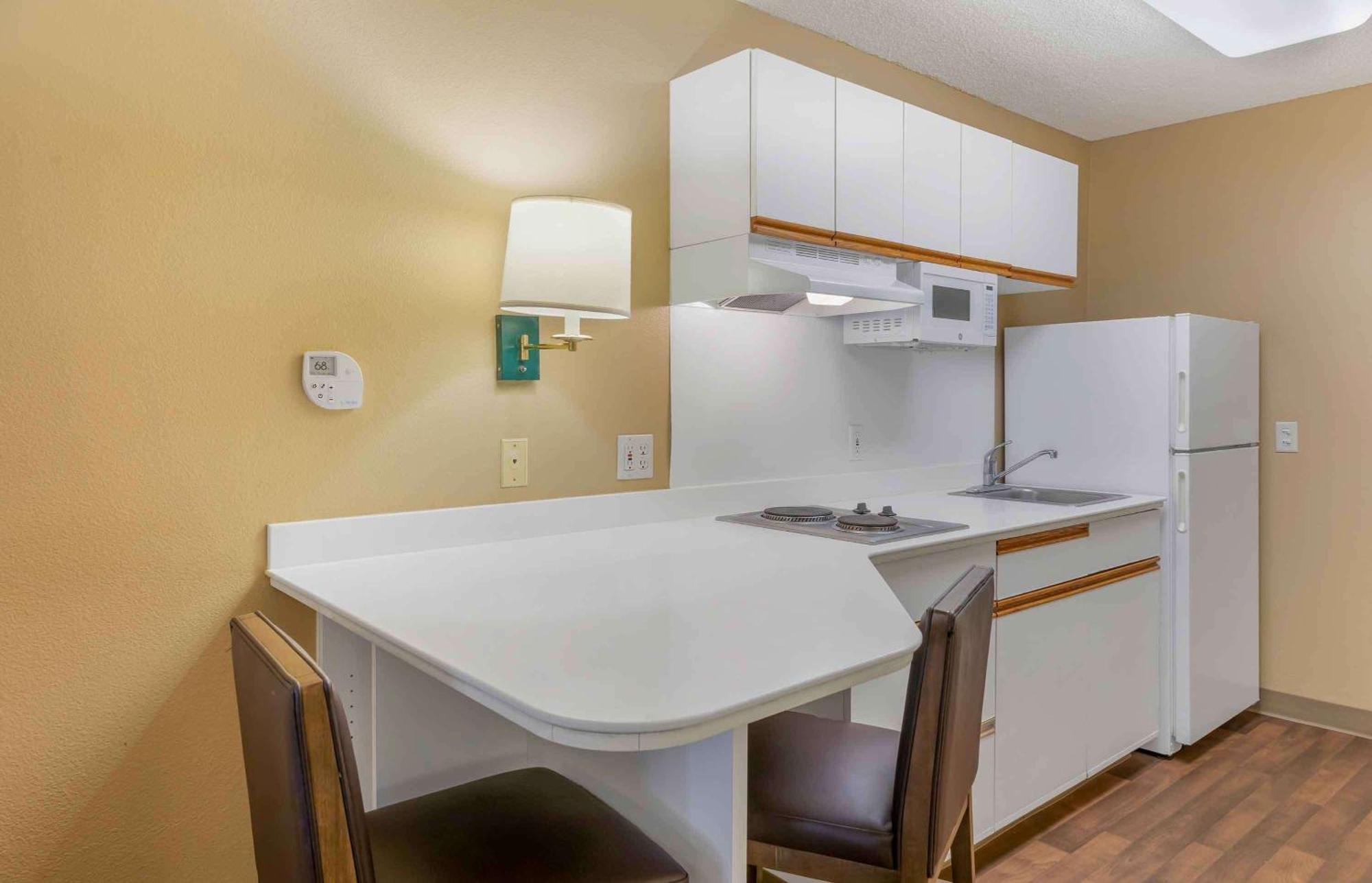 Extended Stay America Suites - Los Angeles - Torrance - Del Amo Circle Exteriör bild